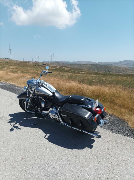 Harley Davidson roadKing 100th anniversary
