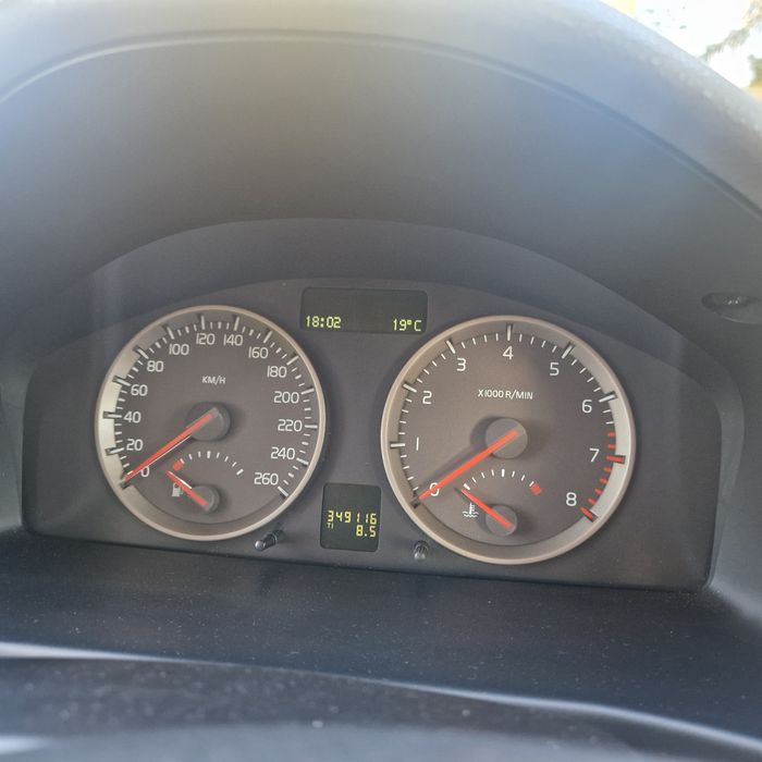 VOLVO V50 2.4+gaz
