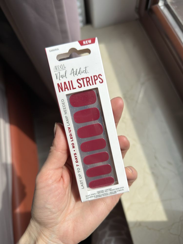 Ardell nail strips kolor sangria naklejki na paznokcie