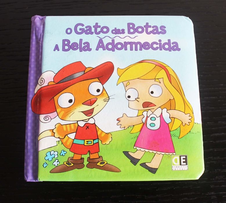 Livro infantil com 2 histórias: O gato das botas / A bela adormecida