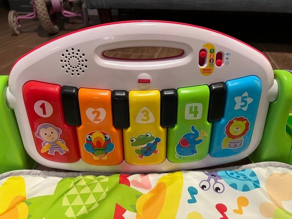 Tapete de atividades para bebé