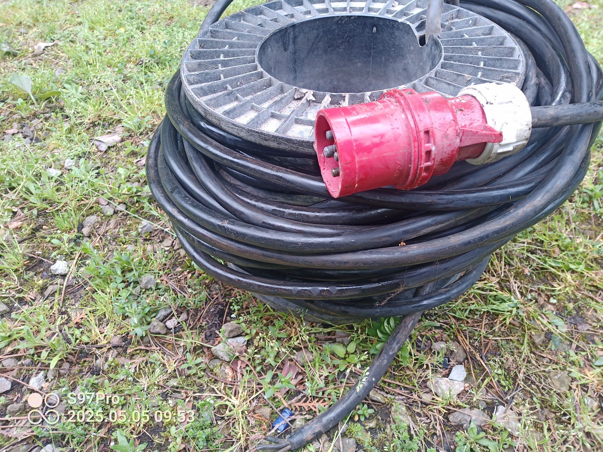 kabel siłowy 4x2.5 żyłowy używany około 55 m