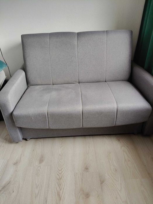 Rozkładana sofa - dwuosobowa