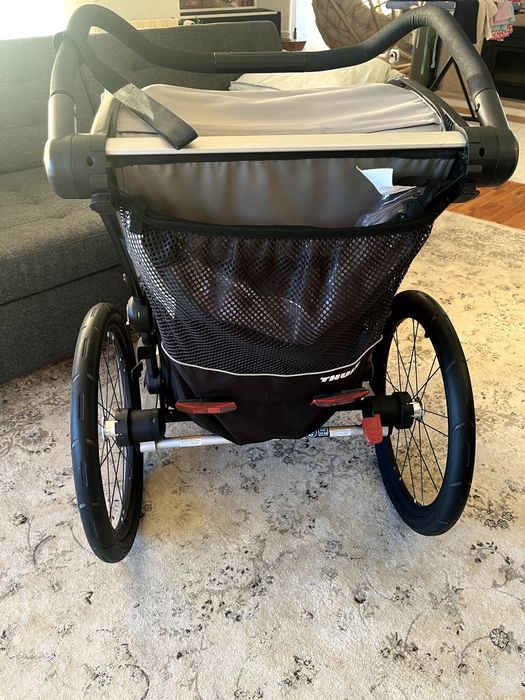 Thule Chariot Lite 1 bike trailer. Atrelado bicicleta.