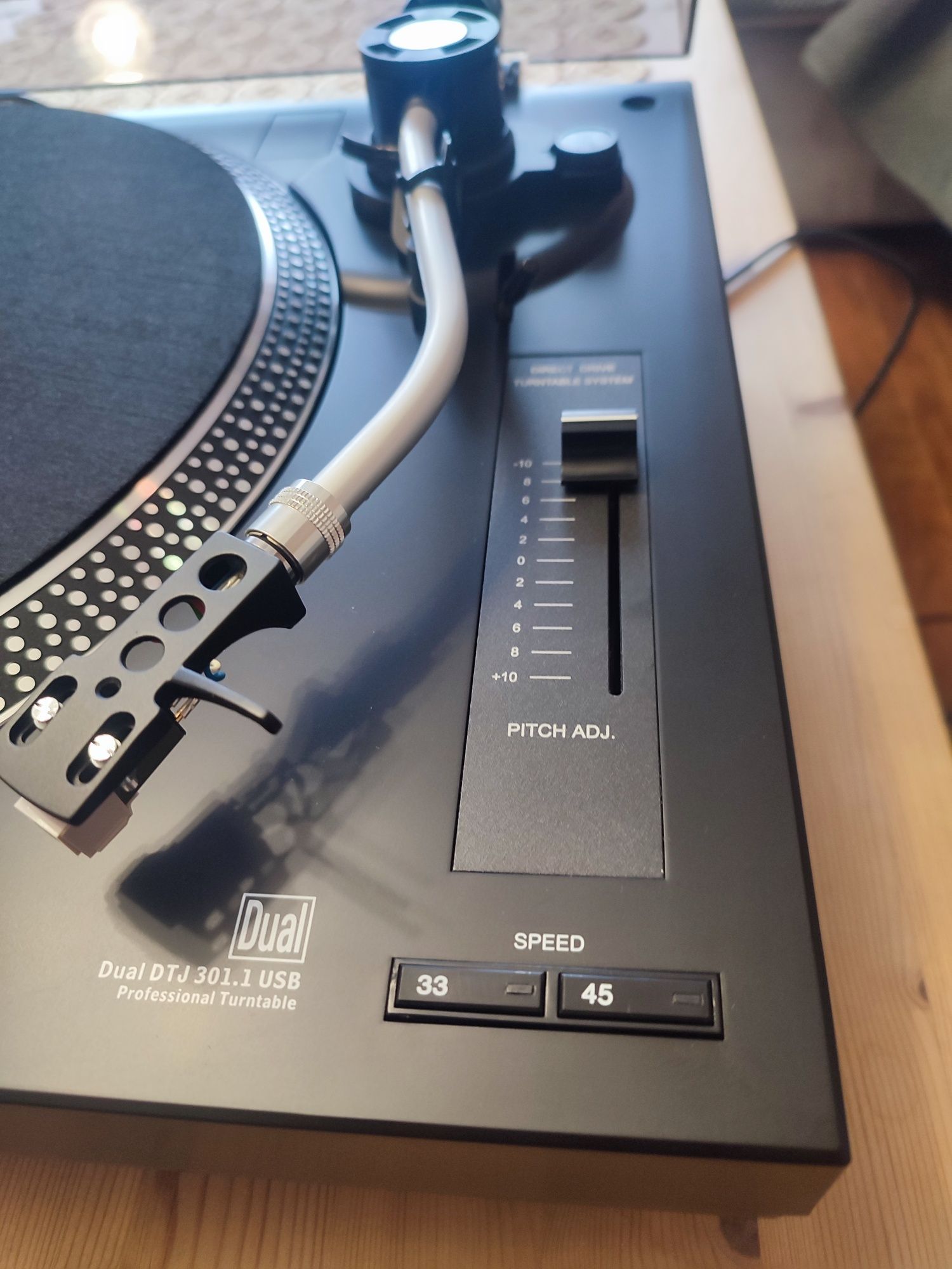 Gramofon Dual DTJ 301.1 USB