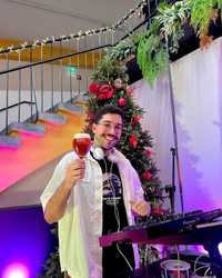 DJ Profissional para Festas - Inclui Equipamentos de Som e Luz