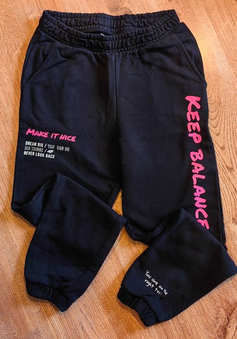 Spodnie dresowe dziewczęce 4f