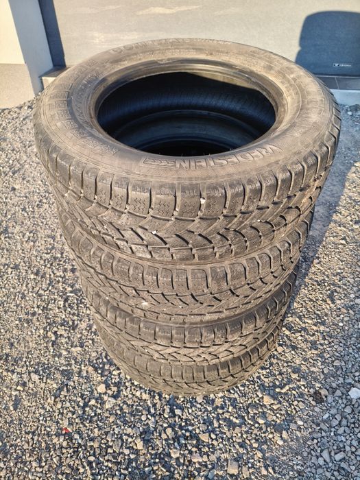 Opony zimowe 215/65 r 16 c
