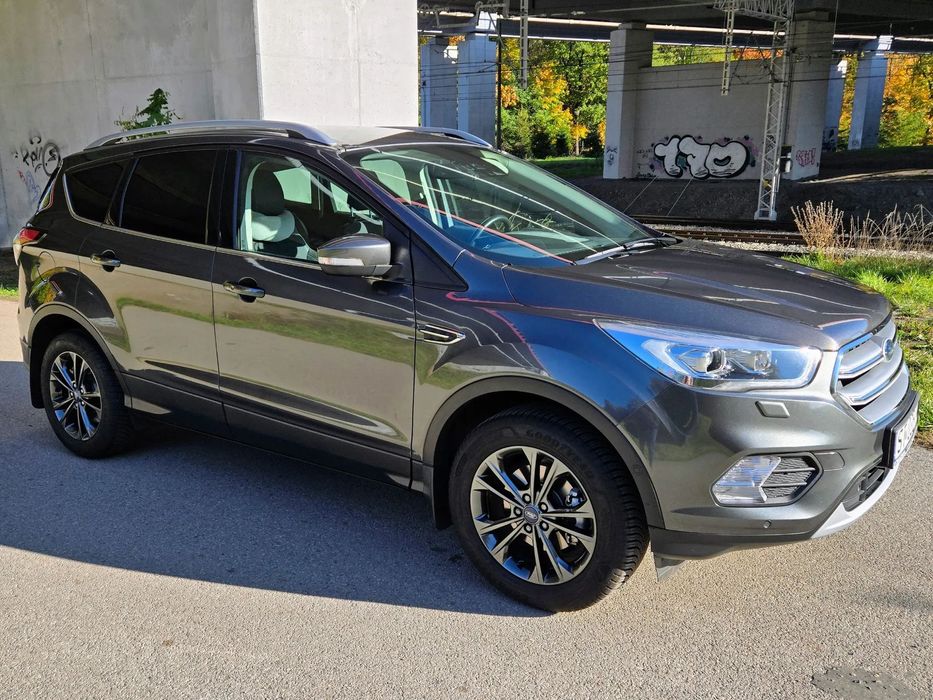 Ford Kuga Titanium. PL-salon. fabr. LPG. 100% bezwyp.. Navi. Xenon. Hak. Czytaj.