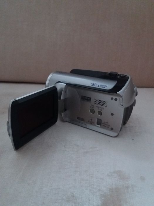 Kamera Panasonic SDR-H20 + etui