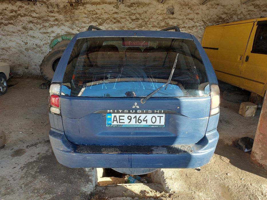 Міцубісі паджеро спорт 2008 рік , бензиновий