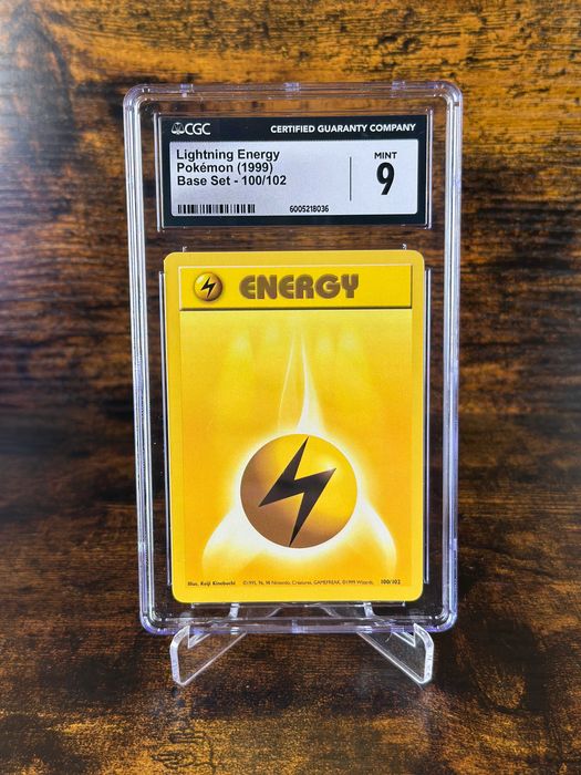 1999 Lightning Energy 100/102 - Base Set - Karta Pokemon CGC 9