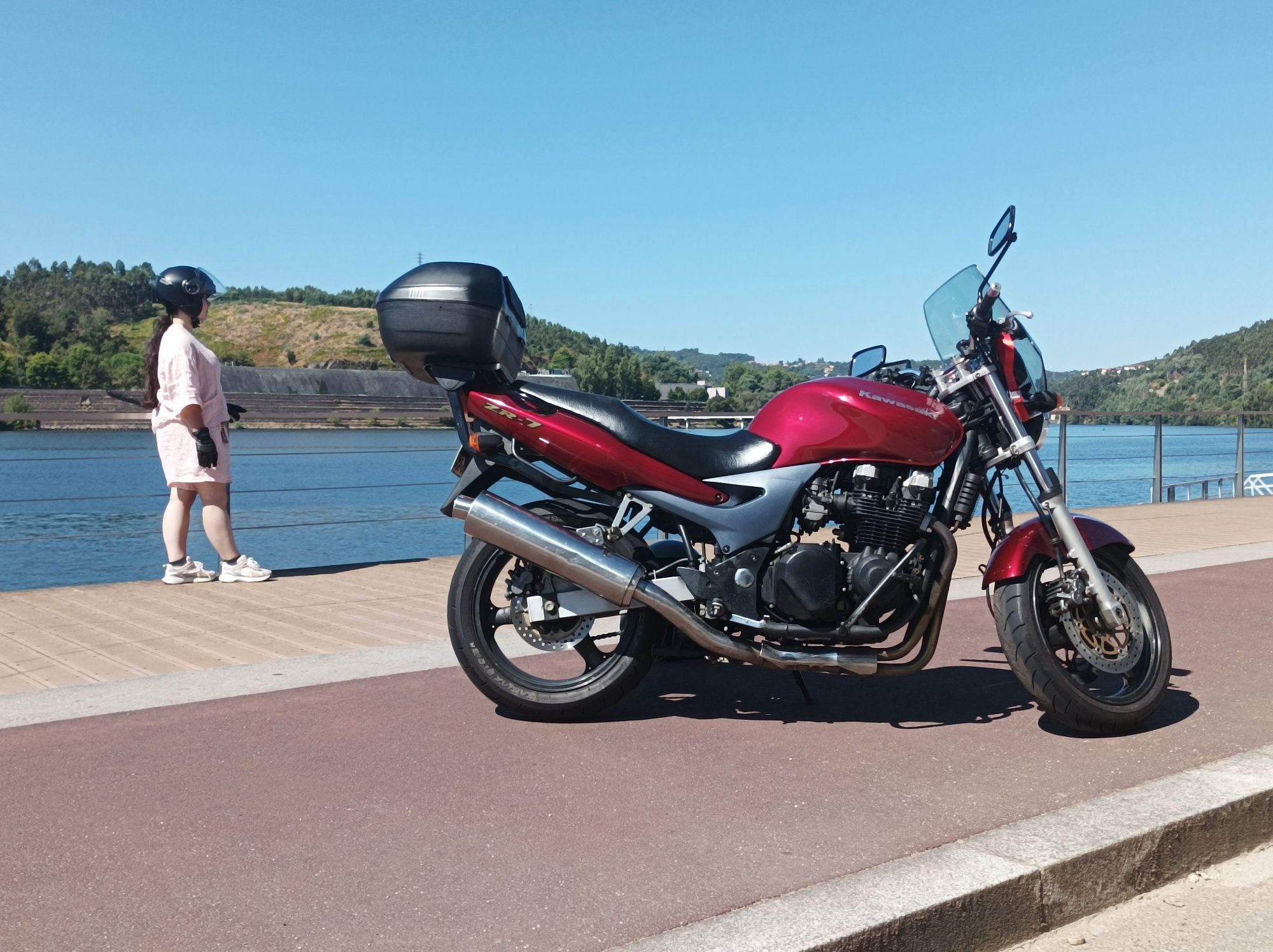 Kawasaki ZR7 de 2001