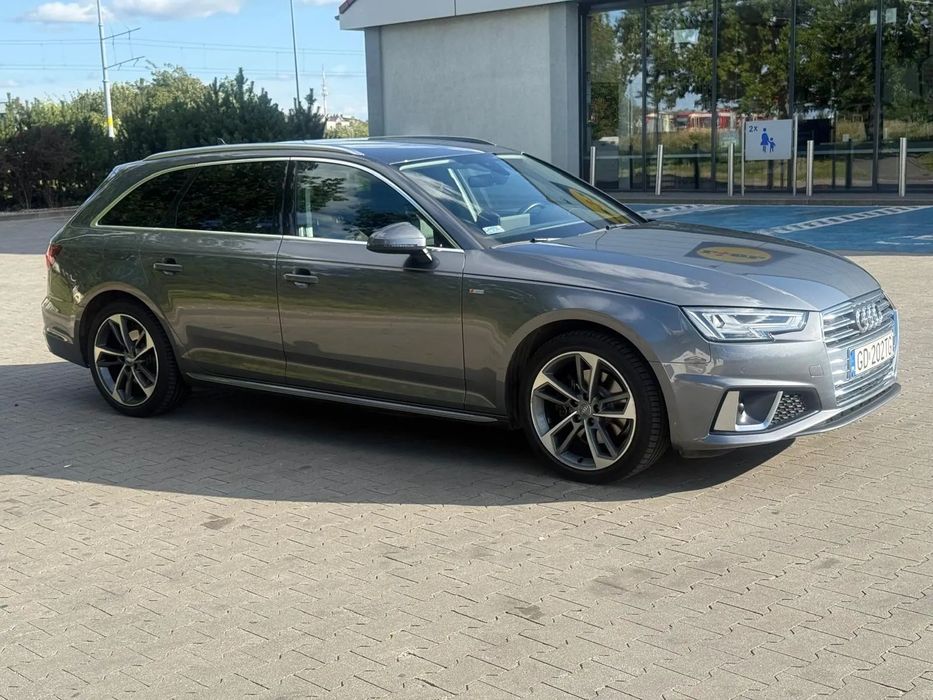 Audi A4 Avant AUDI A4 AVANT 35TFSI mild hybrid s-tronic