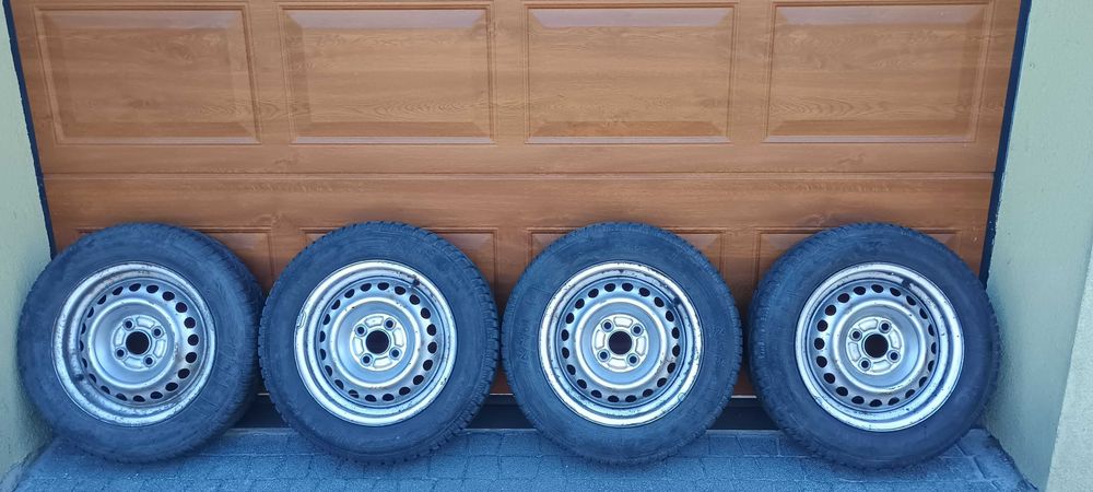 Koła felgi 14 5.5J ET45 4X100 + 175/65R14 7mm Kleber zimowe Honda Jazz