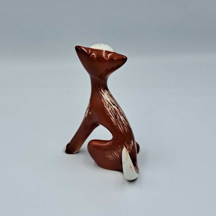 Figurka porcelanowa kotka, proj. Zdany Kosickiej, Bogucice, New Look