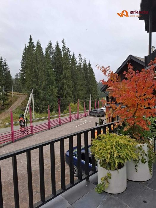 Продаж елітного котеджного комплексу у Карпатах!