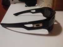 Óculos de sol Oakley 1 modelo