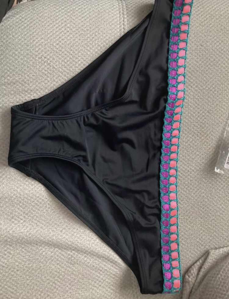 Majtki od bikini 48-50