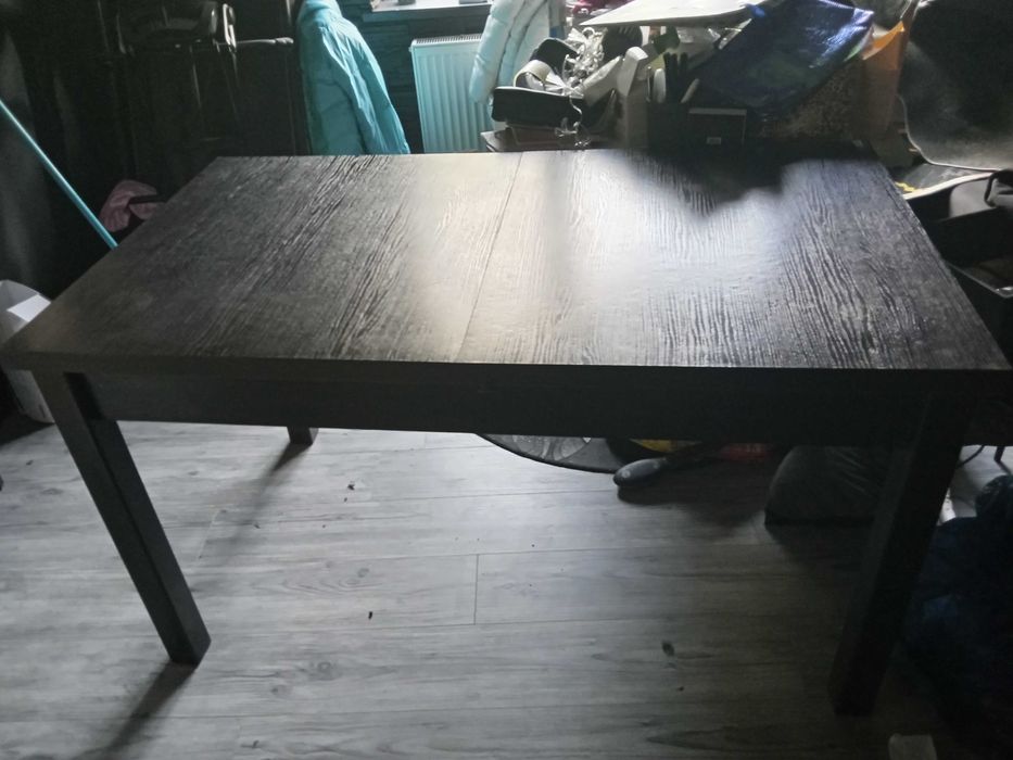 stol rozkladany z 6 krzeslami