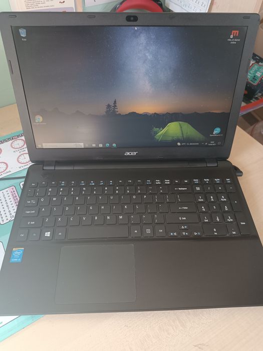 Laptop Acer i3 4gb Ram HDD 128SSD