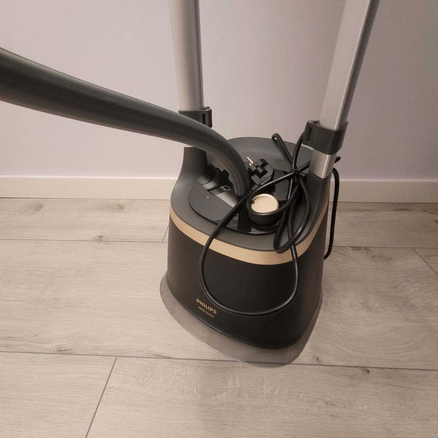 Parownica do ubrań Philips STE3170