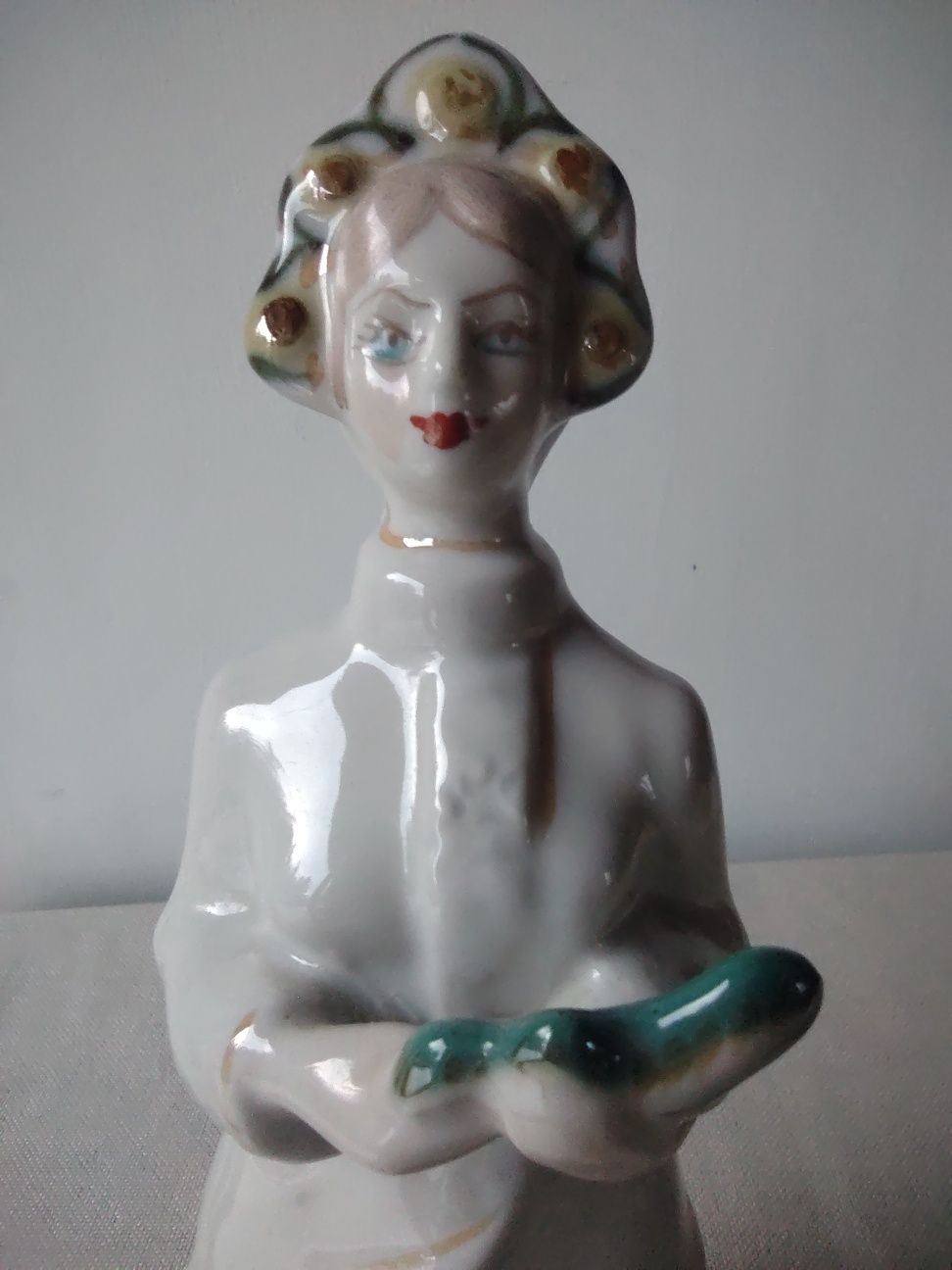 Porcelana figurka Ukraina Połonne kolekcja PRL