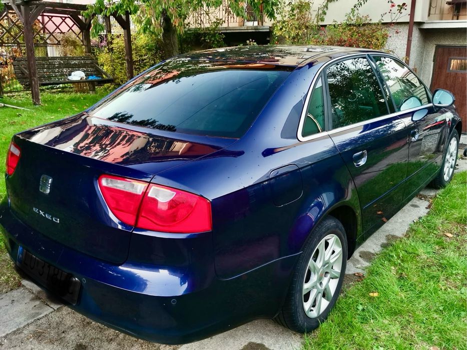 Seat Exeo 2.0 tdi niski przebieg 2009 r