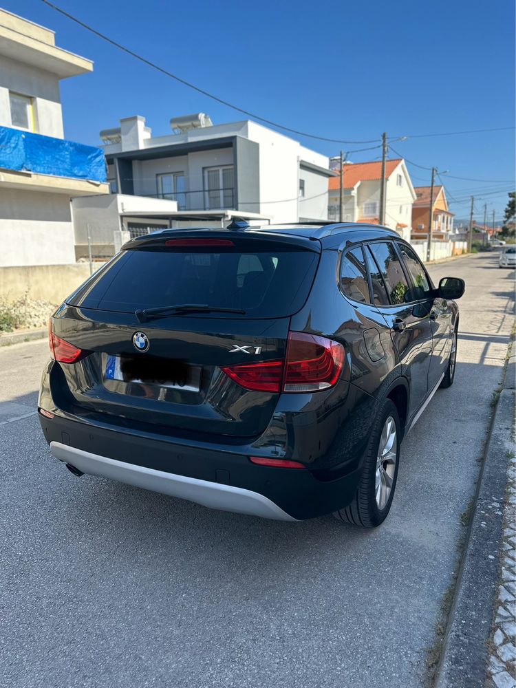 Bmw X1 sdrive20 teto panoramico