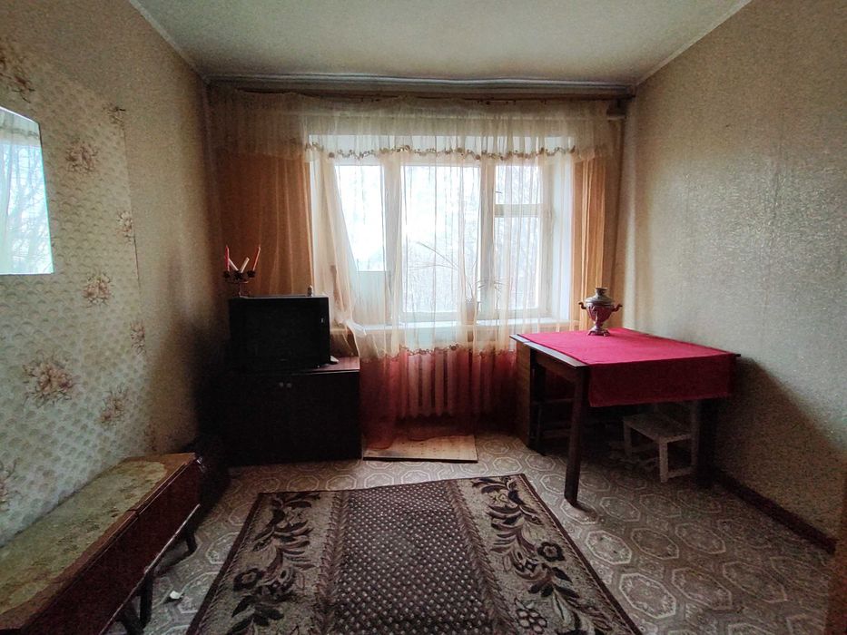 MZ, Продаж просторої кімнати 24 м² у центрі міста