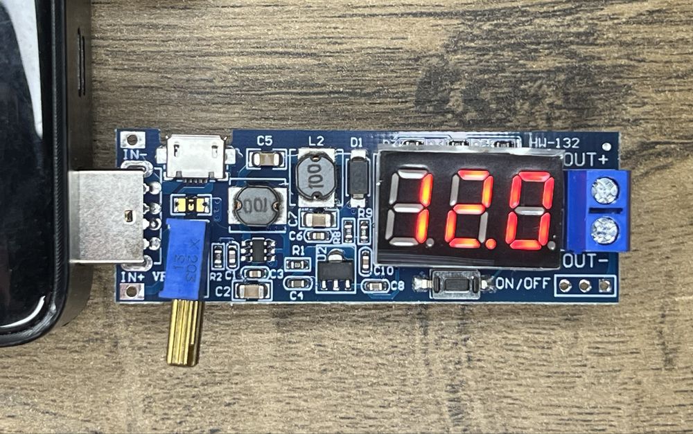 USB Повищуючий понижуючий перетворювач DC-DC