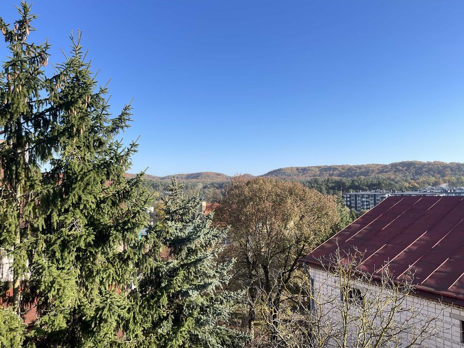 Продаж 2к квартири 92 кв. м на вул. Бурденка 18, кв. 6