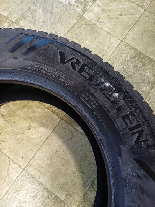 Резина шини Vredestein R15 на авто
