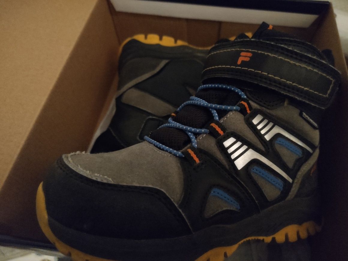 Buty zimowe chlopiece Fila 29, śniegowce