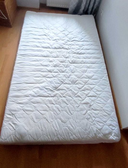 Materac 140x200 jak nowy, super okazja