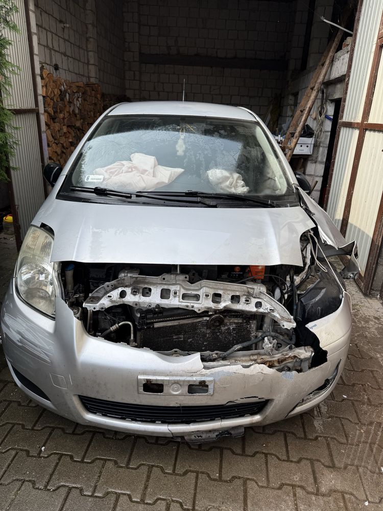 Toyota Yaris II 1.33 VVT-i 101 KM