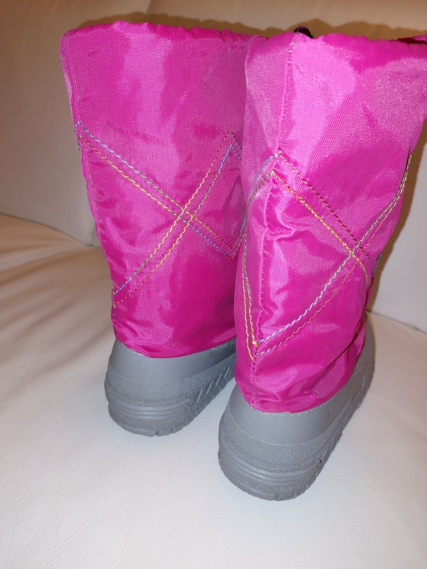 Botas da neve, compradas em Andorra