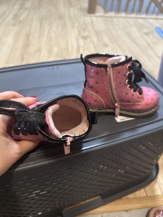 Sprzedam traperki dziecięce