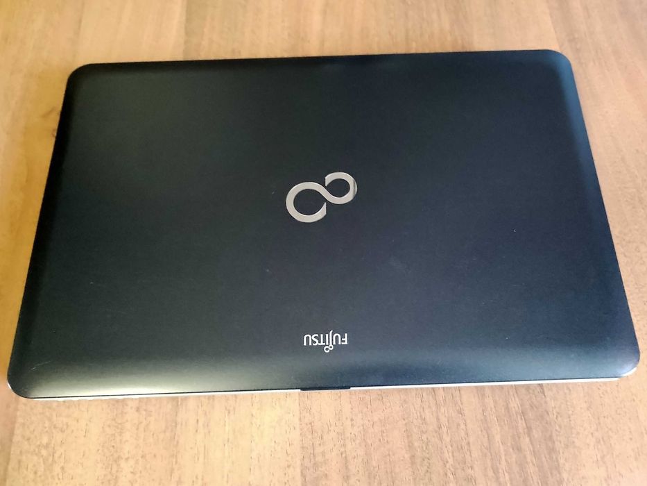 Fujitsu Lifebook A512, 16ГБ/SSD Apacer 240ГБ/Windows 11 Pro