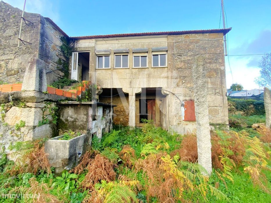 Casa para Restauro + Terreno - Vitorino de Piães, Ponte de Lima