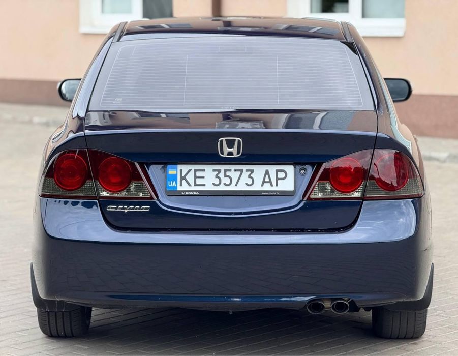 HONDA CIVIC 1.8 на автомате