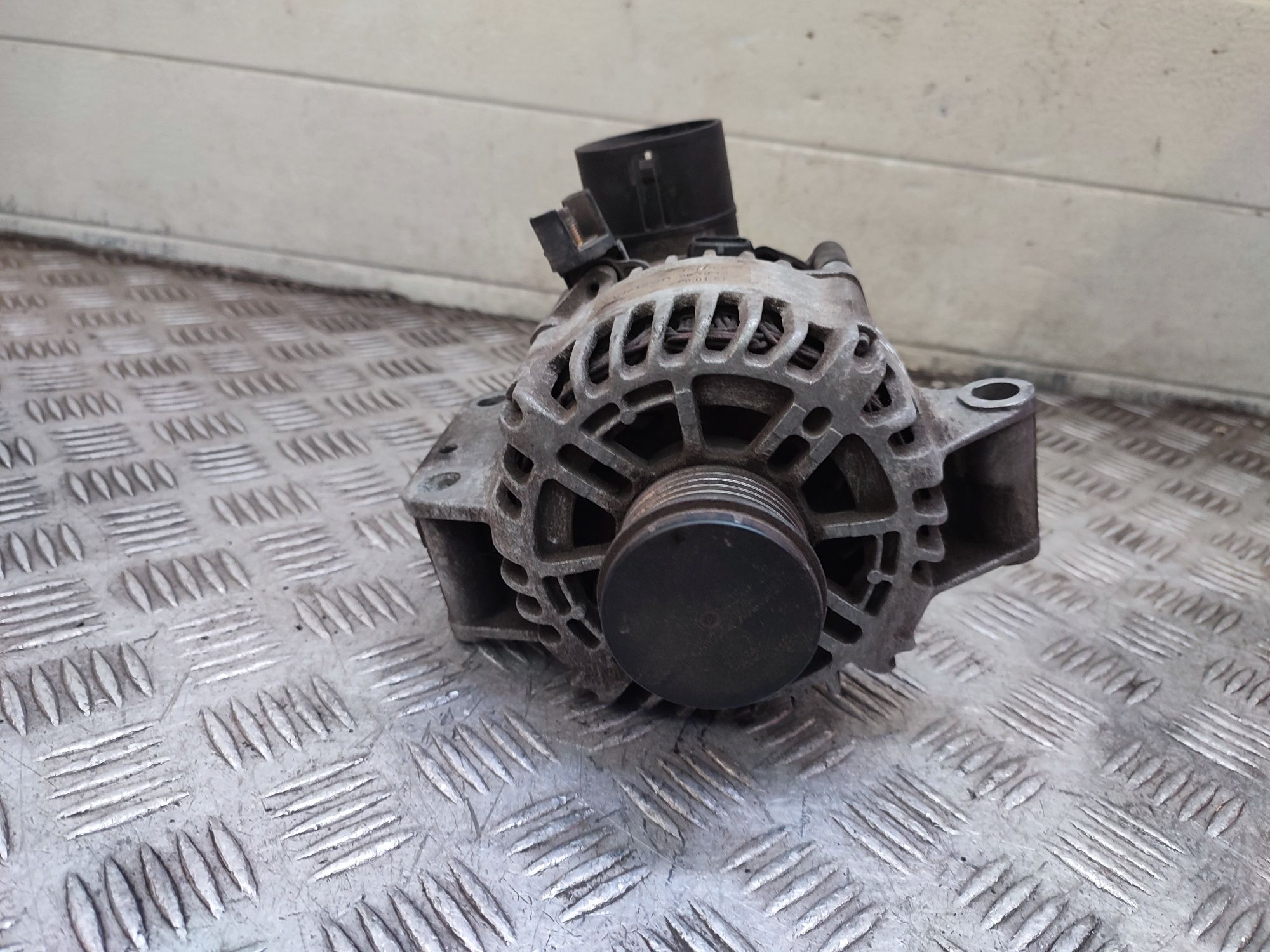 Ford Mondeo MK3 1.8 16v alternator