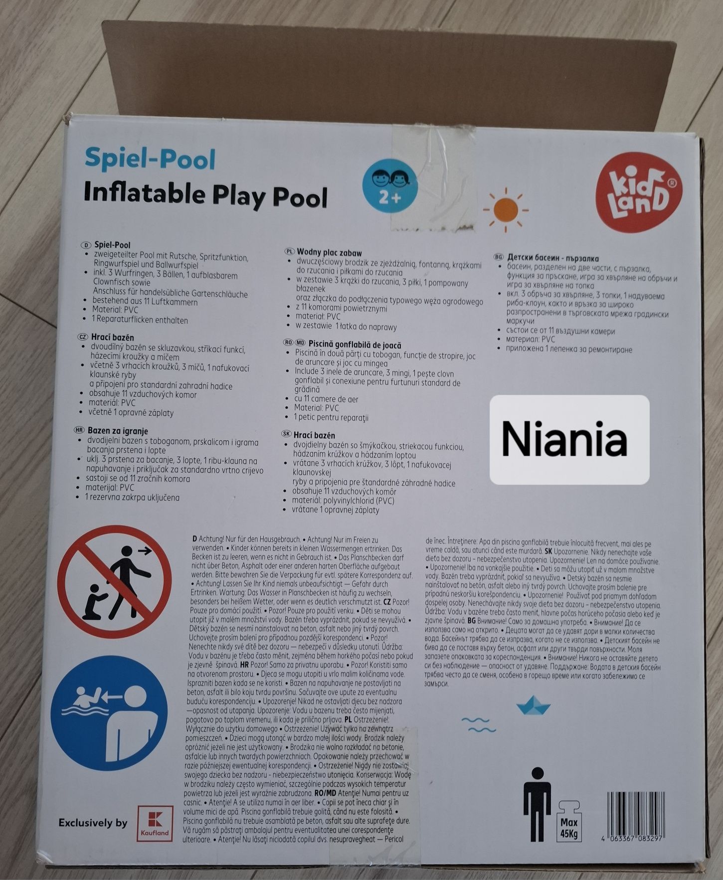 Wodny Plac Zabaw Basen ze zjeżdżalnią