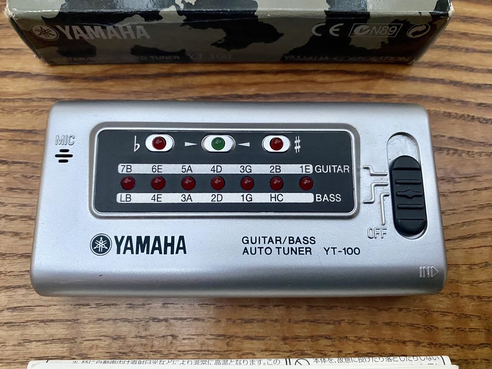 Yamaha YT-100 guitar bass auto tuner stroik do gitary basu