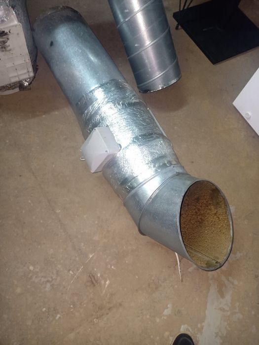 Мотор для вентиляційного зонта