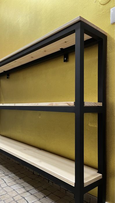 Mesa de apoio, estrutura em tubo galvanizado