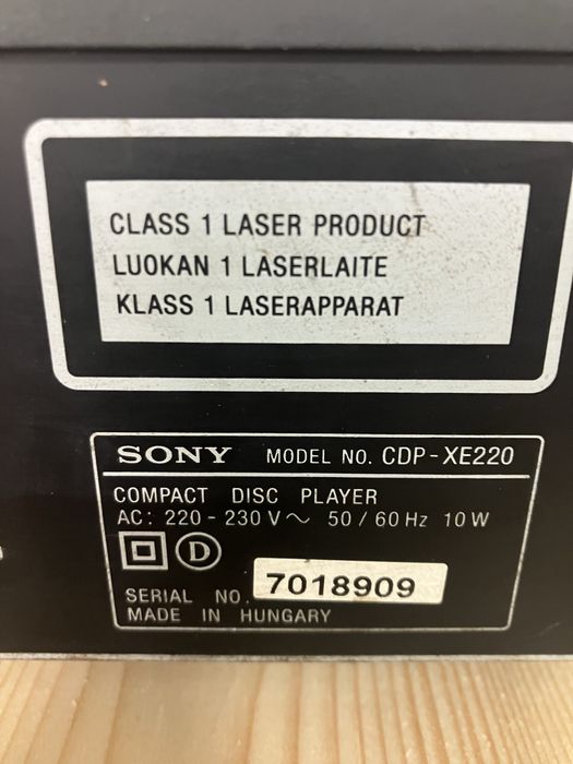 Sony CDP-XE220 Odtwarzacz CD