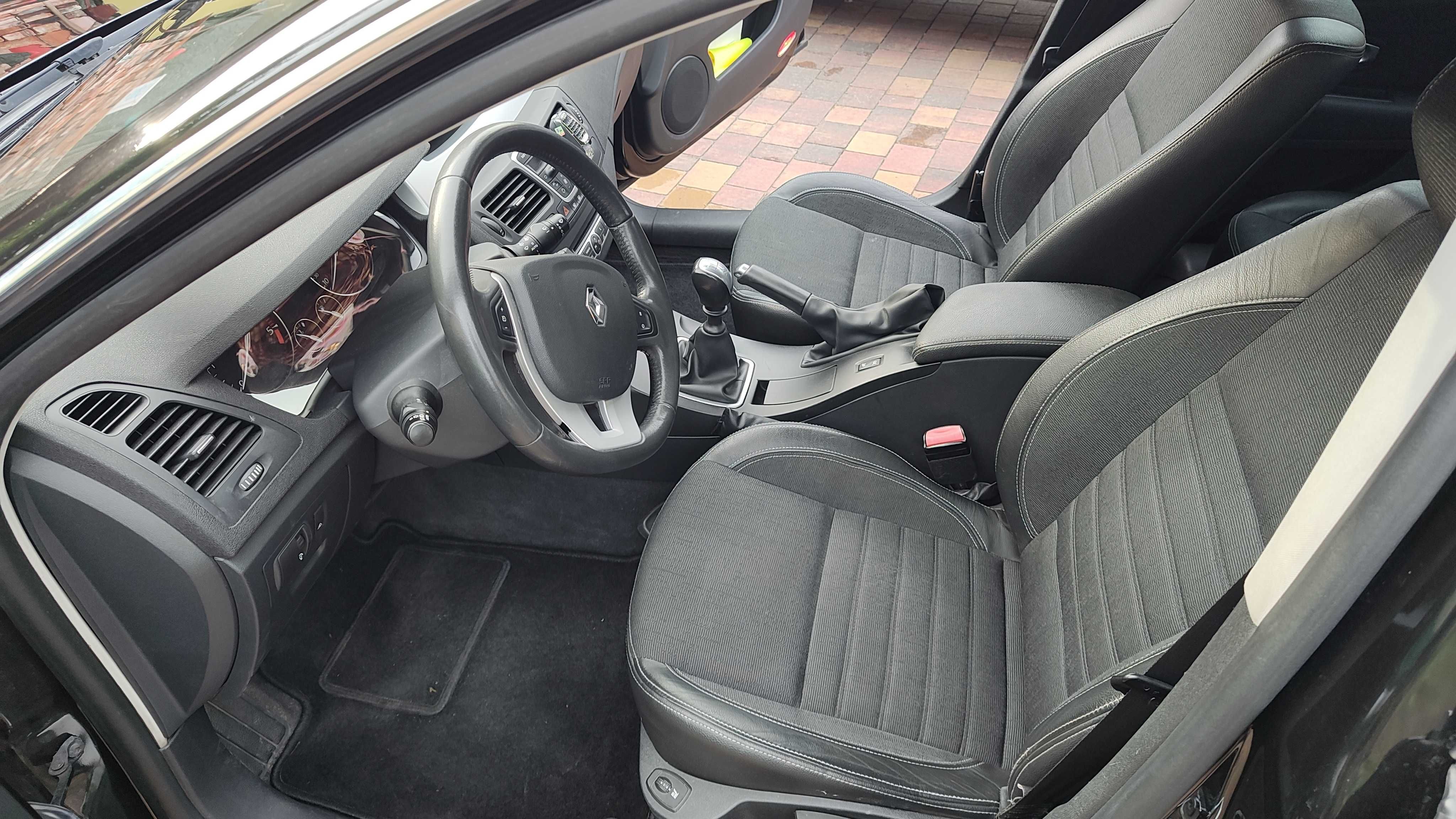 Renault Laguna III 2.0DCI 150km z symbolicznym przebiegiem