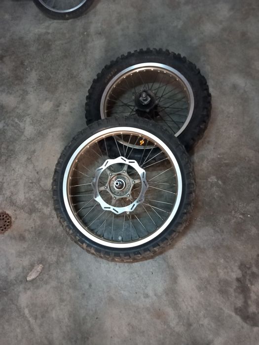 Vendo rodas 21/18