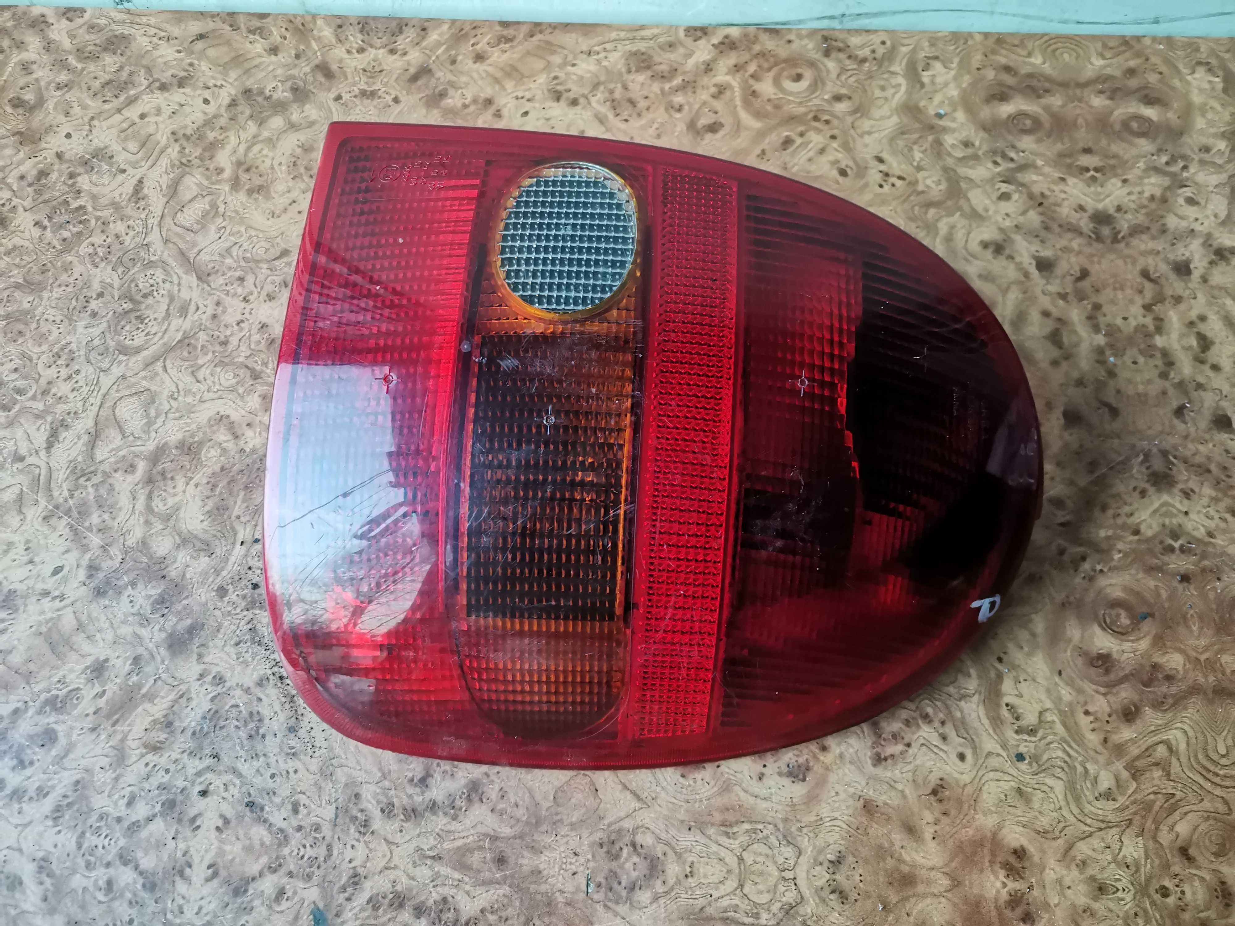 Opel Corsa B lampa prawy tył tylna